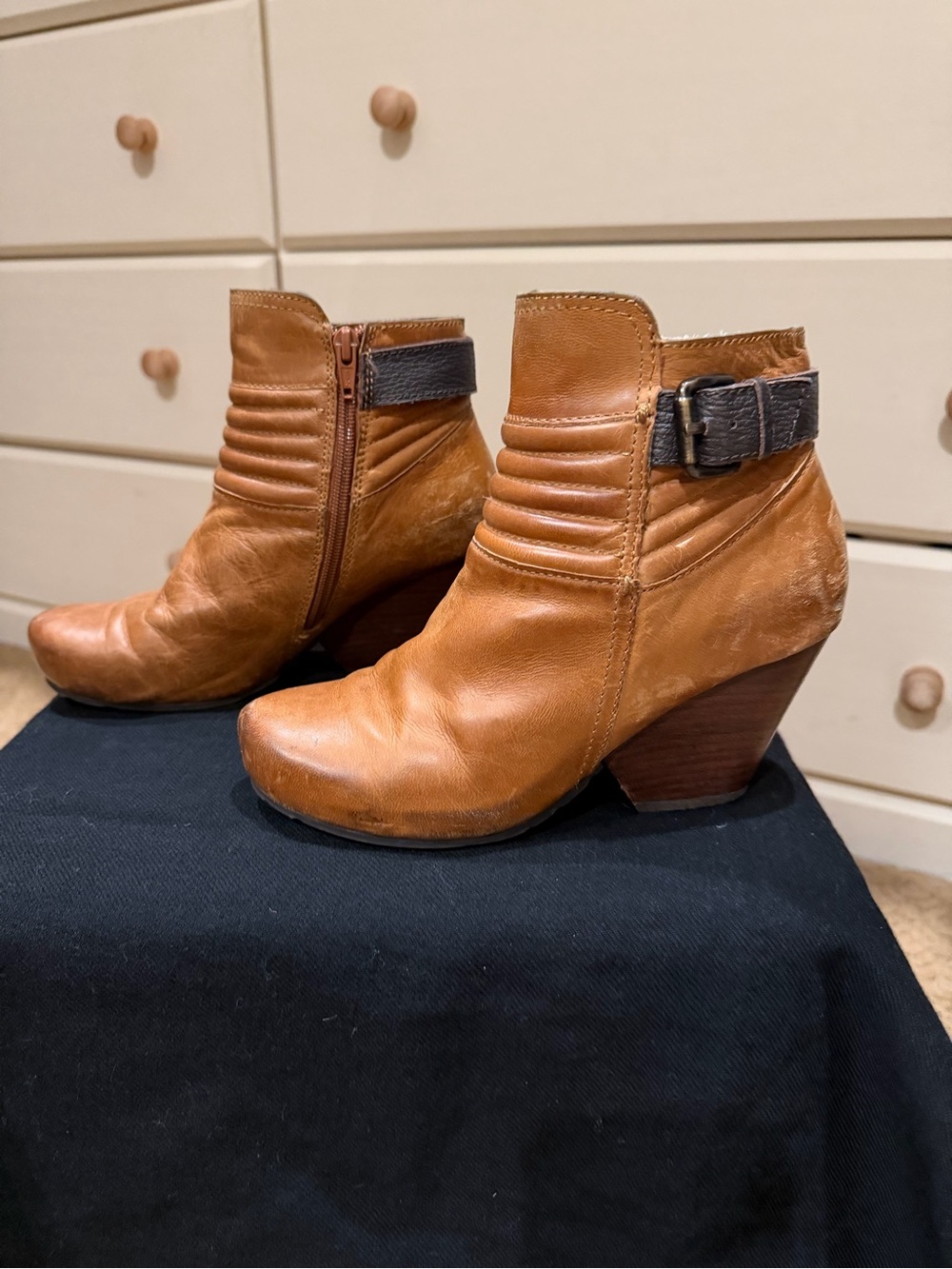Otbt Red Bank Heeled Ankle Booties — Size 6.5 | Havana (Tan)